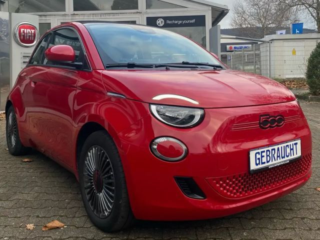 Fiat 500C RED