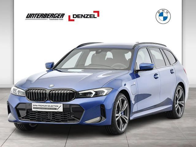 BMW 3 Serie 330 M-Sport xDrive Touring 330e