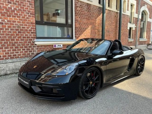 Porsche Boxster GTS 4