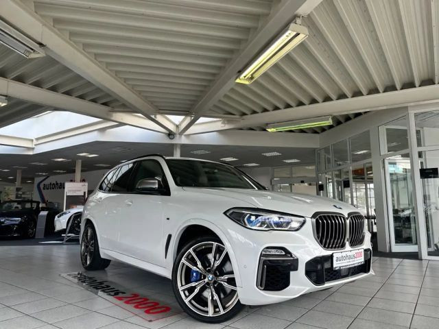 BMW X5 i CAM/HIFI/PANO/LASER