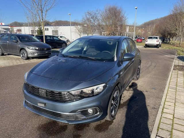 Fiat Tipo CityCross Life