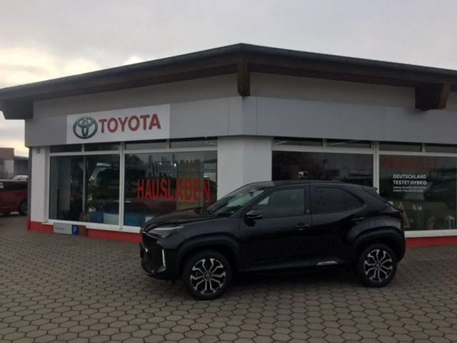 Toyota Yaris Cross Team D