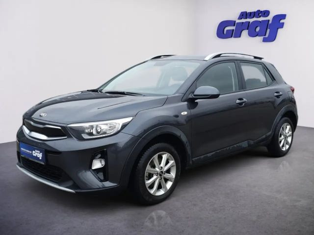 Kia Stonic 1,25 MPI ISG Silber