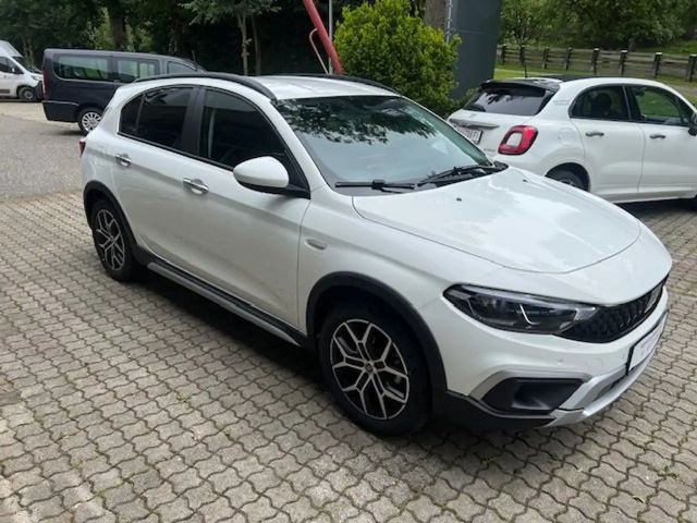 Fiat Tipo Cross