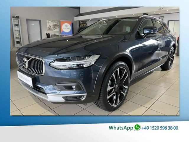 Volvo V90 Cross Country AWD Plus