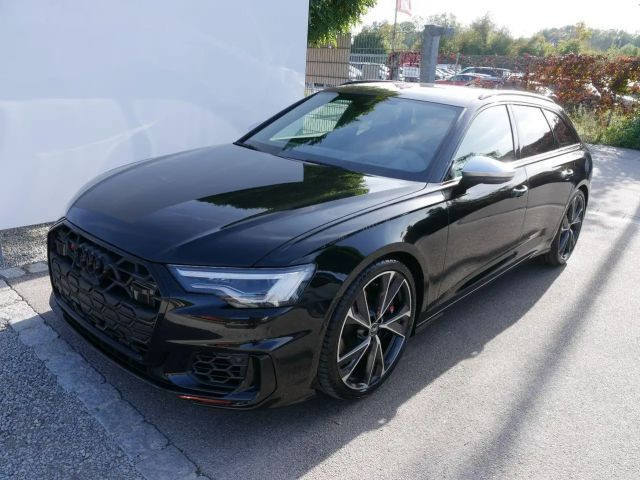 Audi S6 Avant Quattro