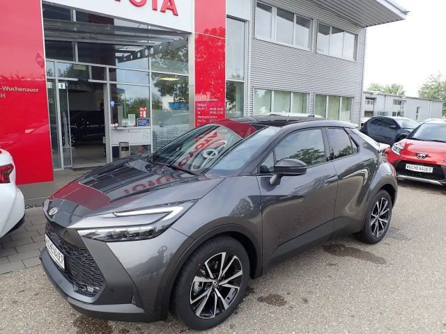 Toyota C-HR Team D Hybride