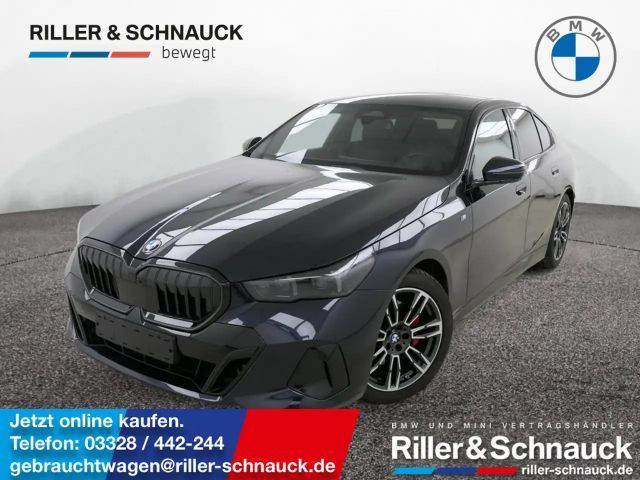 BMW 5 Serie 520 M-Sport Sedan 520i