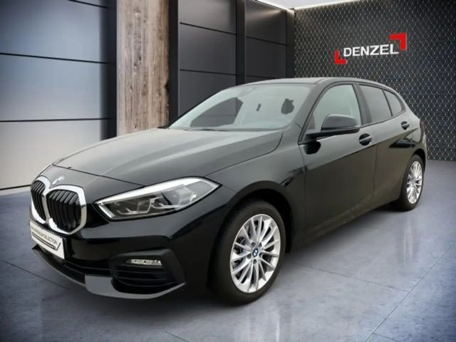 BMW 1 Serie 120 xDrive Sedan