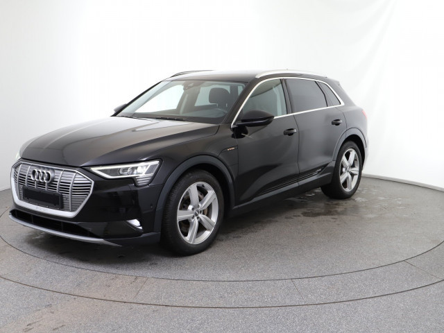 Audi e-tron Quattro Business 50