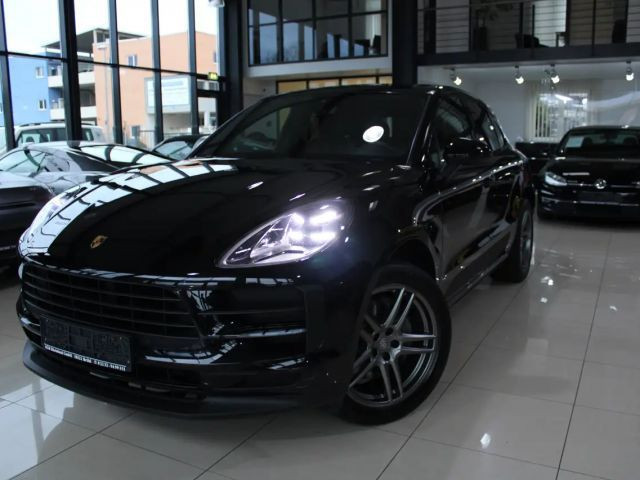 Porsche Macan S