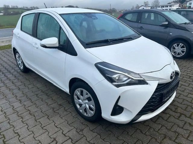 Toyota Yaris Comfort 1.0 VVT-i 5-deurs VVT-i