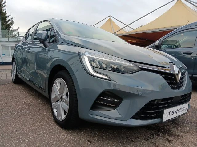 Renault Clio Experience E-Tech Hybrid