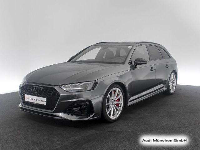 Audi RS4 Avant Quattro