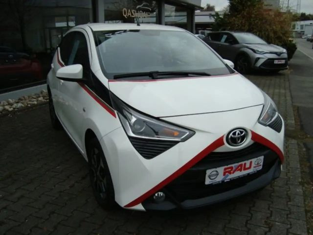 Toyota Aygo Team D X-play Play