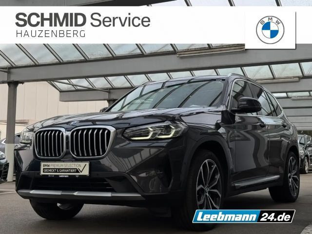 BMW X3 xDrive30i