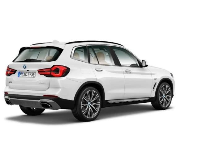 BMW X3 xDrive30e