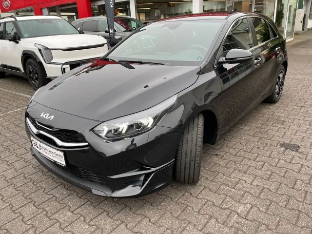 Kia Ceed Ceed Nightline Edition Navi, Kamera, Tempomat