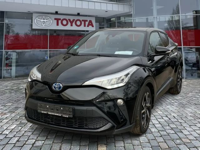 Toyota C-HR Team D Hybride