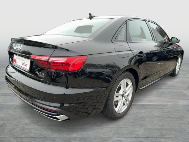 Audi A4 Sedan Quattro S-Tronic 40 TDI