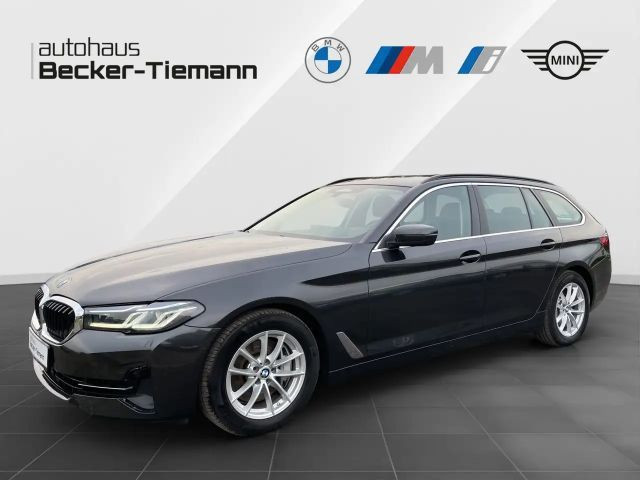 BMW 5 Serie 530 Touring Comfort pakket 530e 530d