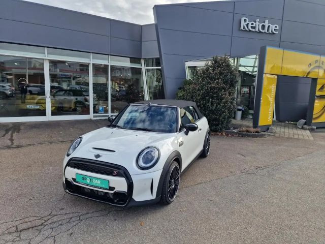 Mini Cooper Cabrio S Classic Trim 2,0 AT+NAV+HUD+RFK Klima Navi