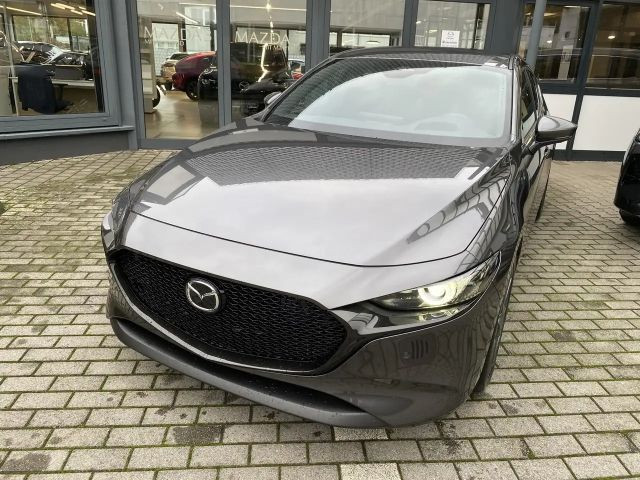 Mazda 3 SkyActiv Exclusive-line 2.5L e-Skyactiv