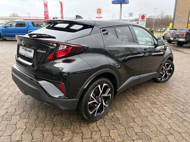 Toyota C-HR Team D Hybride