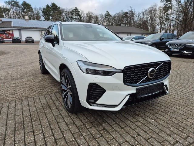 Volvo XC60 Plus Dark