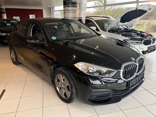 BMW 1 Serie 118 Advantage pakket Sedan