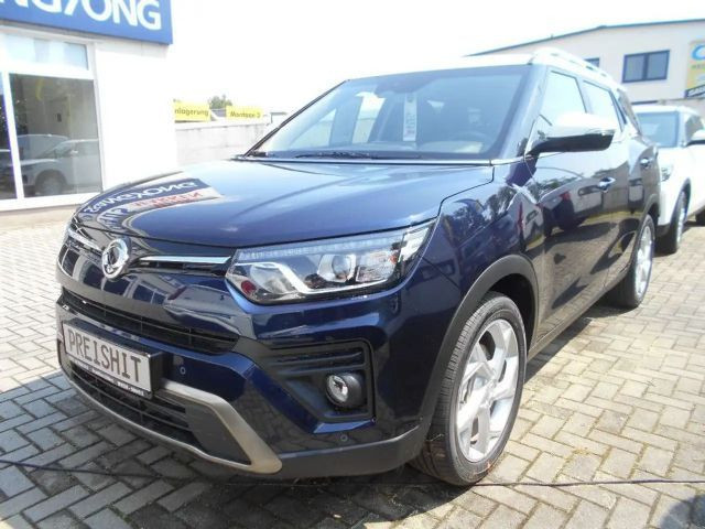 SsangYong Tivoli TIVOLI Grand Schalter FIZZ  NAVI SITZHEIZUNG PDC