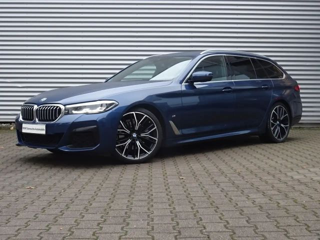 BMW 5 Serie 520 M-Sport Touring 520i