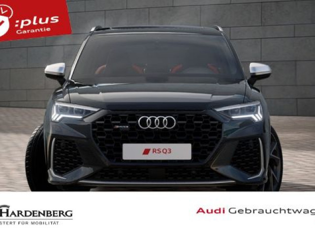 Audi RS Q3 Quattro S-Tronic