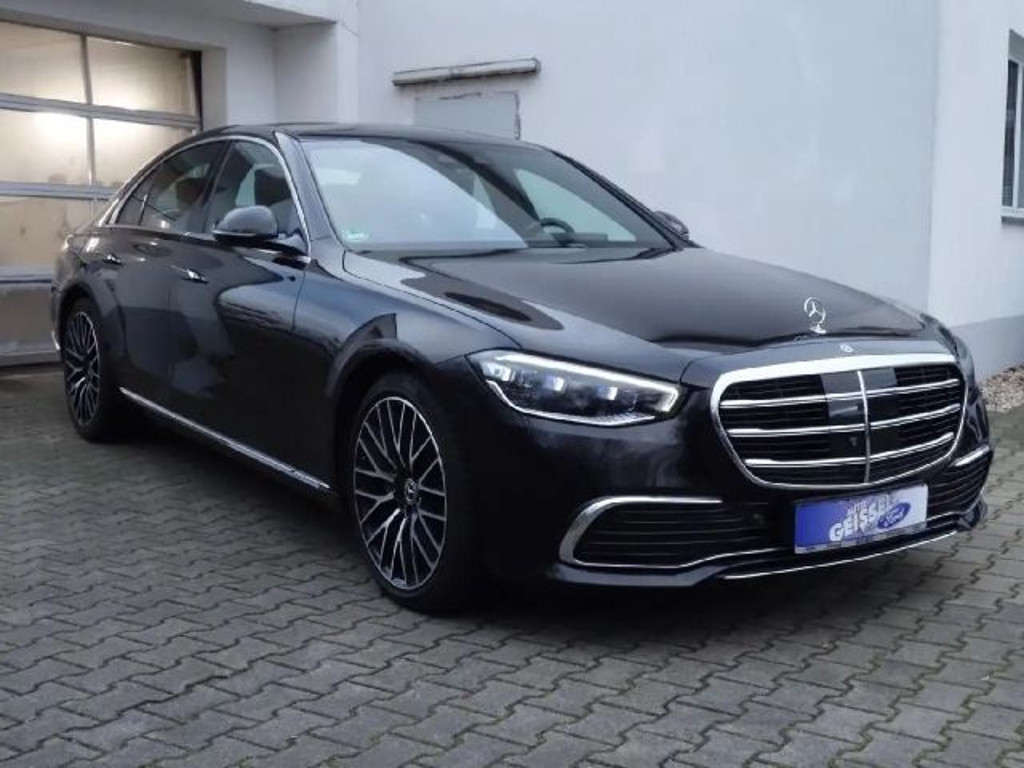Mercedes-Benz S-Klasse S 400 4MATIC S 400 d Sedan