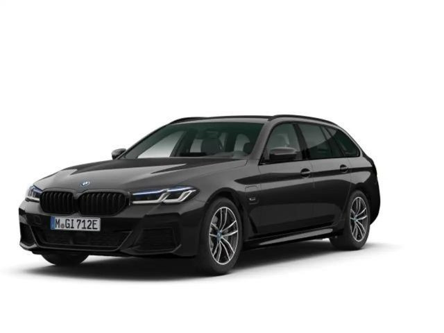 BMW 5 Serie 530 M-Sport xDrive Touring 530e