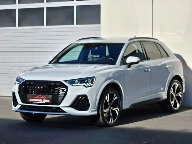 Audi Q3 S-Tronic