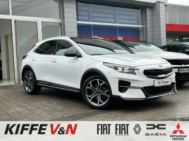 Kia XCeed Hybrid Platinum Edition