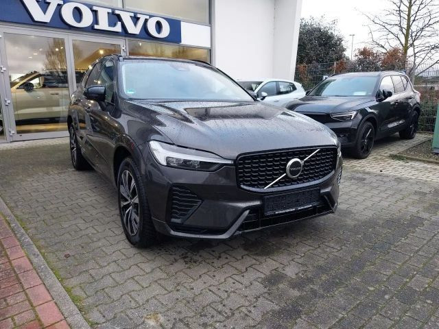 Volvo XC60 AWD Plus Dark