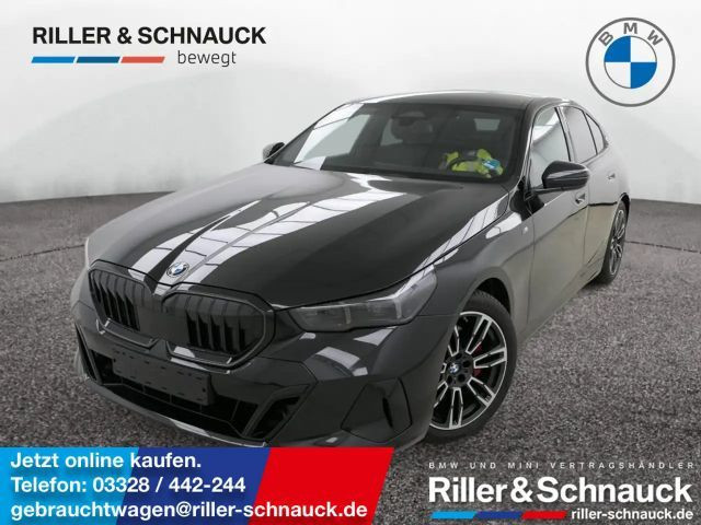 BMW 5 Serie 520 M-Sport Sedan 520i