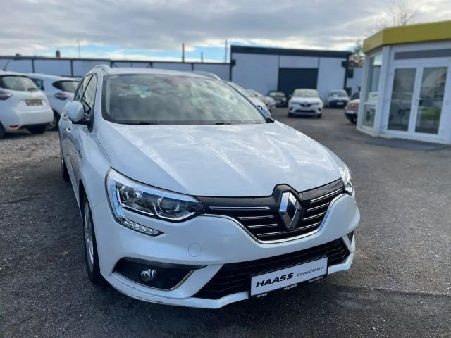 Renault Megane Business Line Combi TCe 140