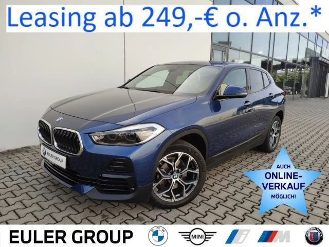 BMW X2 18i Pano 18''  RKF SportSitze ParkAss El.Heckklapp