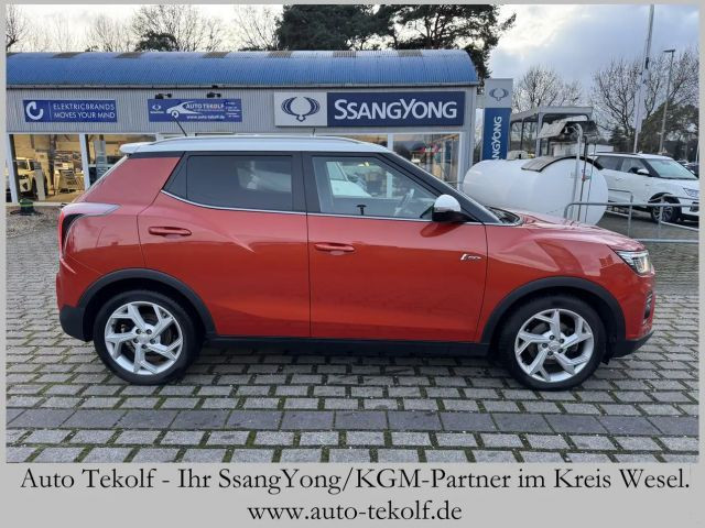 SsangYong Tivoli 1.5l Fizz, Allwetter,Anhängerkupplung. Garantie