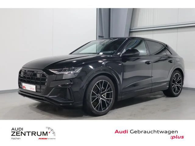 Audi Q8 Quattro S-Line Hybride 55 TFSI