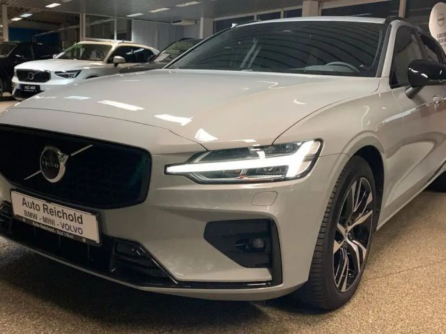 Volvo V60 Plus Dark