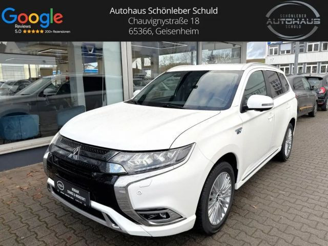 Mitsubishi Outlander PHEV 4WD