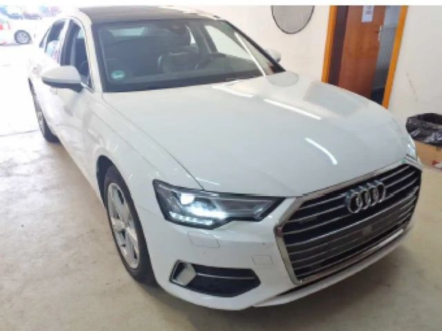 Audi A6 Sedan Quattro Sport Hybride 50 TFSI