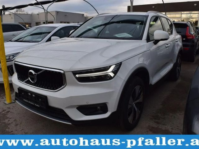 Volvo XC40 Momentum