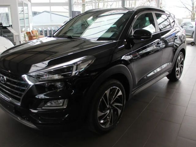 Hyundai Tucson Premium 2WD 1.6