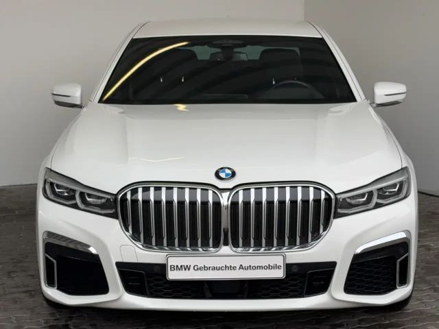 BMW 7 Serie 730 M-Sport Sedan