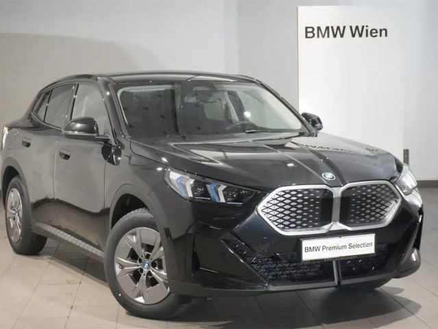 BMW iX2 eDrive20